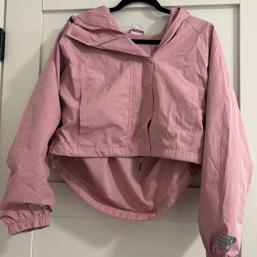 New Balance Women's Utility Jacket in Soft Pink
